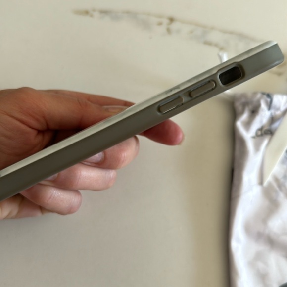 Loopy Case - Picture 4 of 5